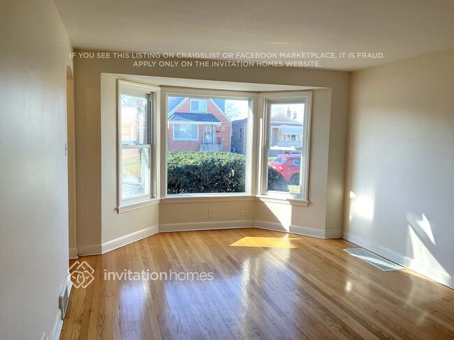 Photo - 8035 S Richmond St