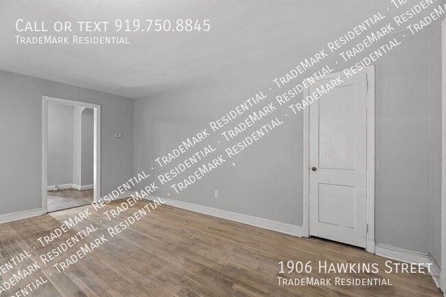 Photo - 1906 Hawkins St