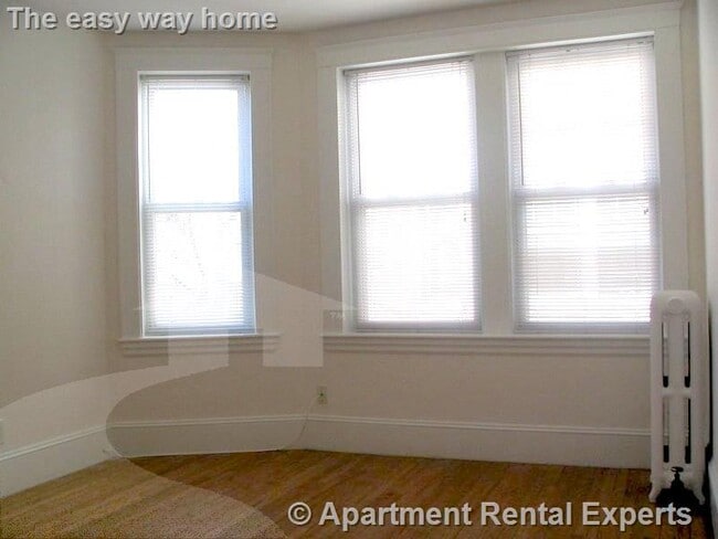 Building Photo - 156-158 Summer St Unit #214 Rental