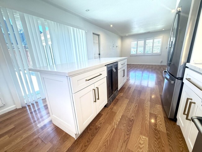 Photo - Beautiful 4/2 in Canterbury Area Concord