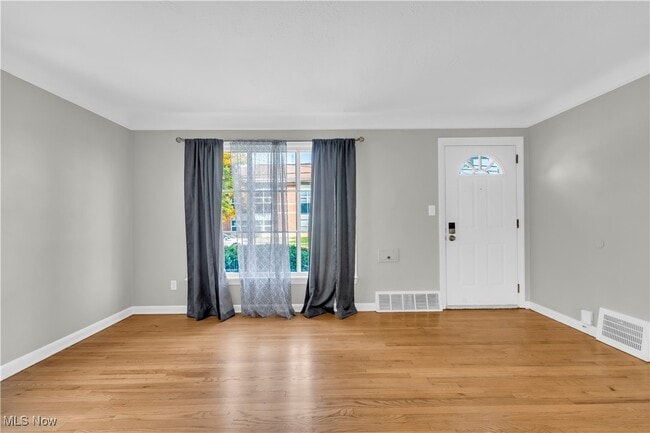 Photo - 25730 Shoreview Ave