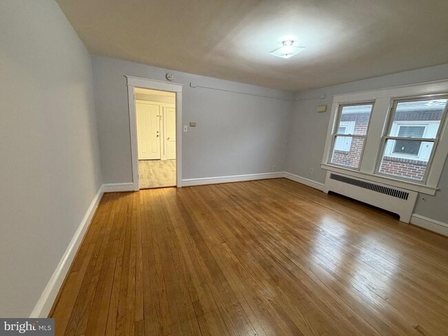 Photo - 130 N Broadway Unit 2