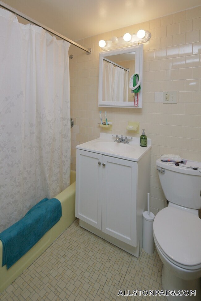 20 Armington St Unit 21