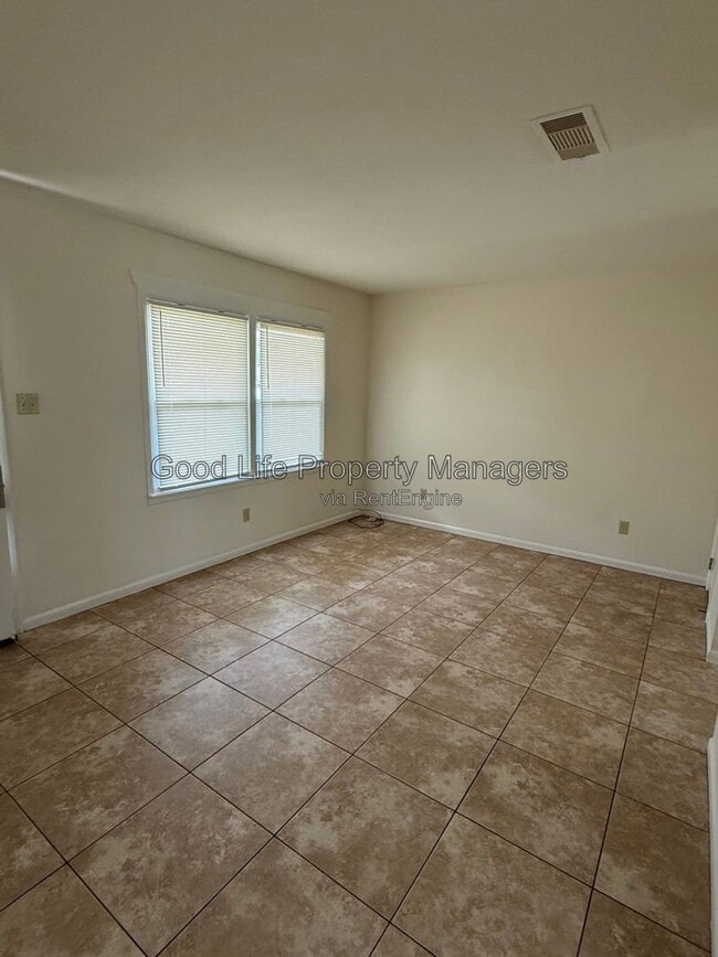 Photo - 3751 E Olive Rd