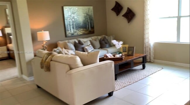 Photo - 368 Tanglewood Dr