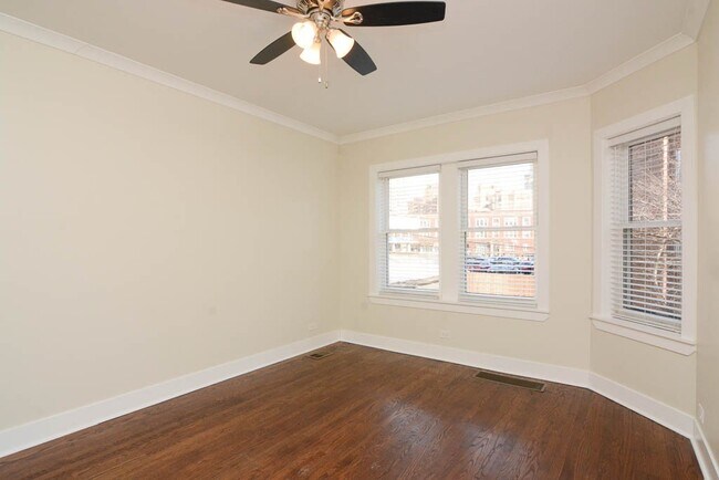 Photo - 646.5 W Roscoe St Unit N2