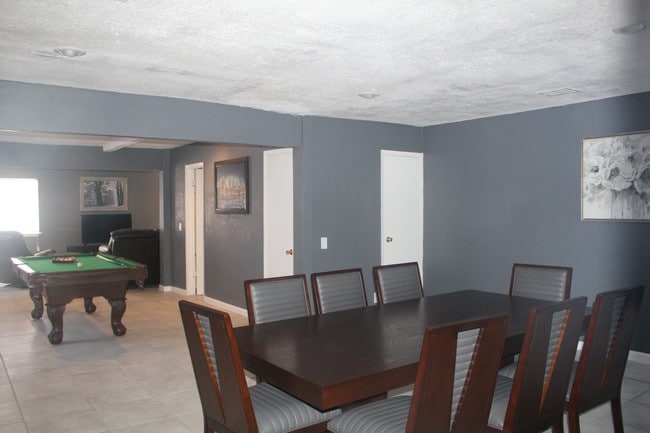 Photo - Buena Vista Apartments