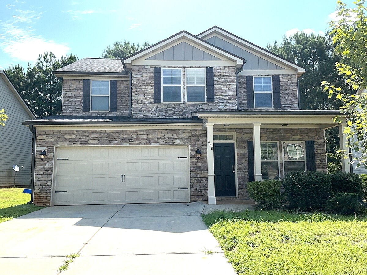 Photo - 265 Makenna Dr