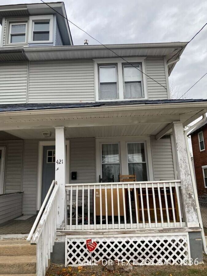 Photo - 421 Bridgeboro St