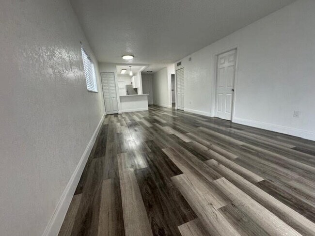 Photo - 5525 SW 41st St Unit 221