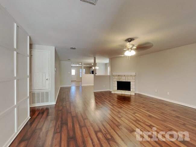 Photo - 529 Blue Sage