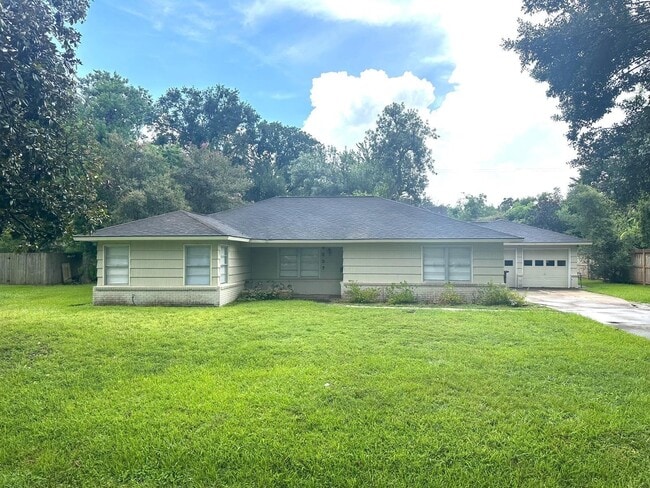 Photo - 9337 Walterville Rd