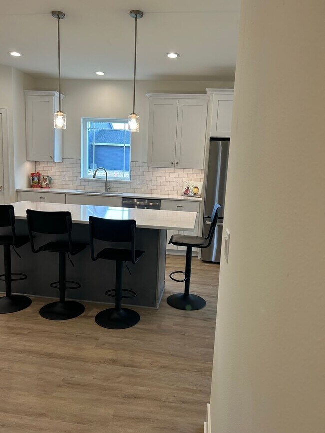 Photo - 5714-5716 Eternity Dr Unit 5714-5716 Eternity Dr