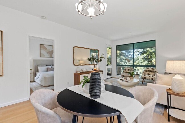 Photo - 4250 El Camino Real Unidad 151B