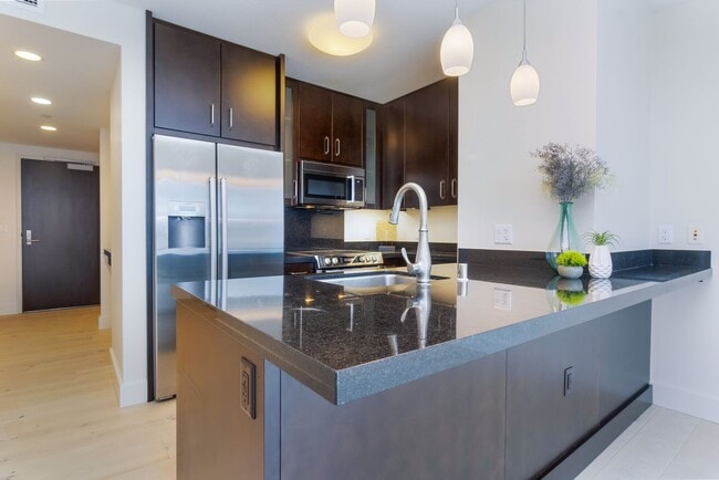 Photo - Waihonua #2708 - Available for Showing on ... Unit 2708
