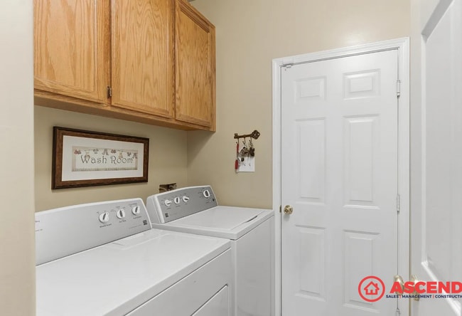 Photo - Fabulous 4 Bedroom Home!!