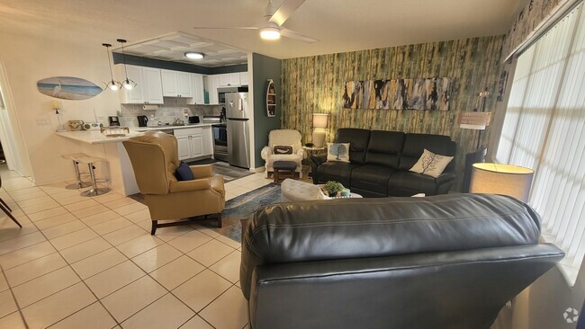Building Photo - 201 Kent L Rental