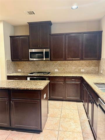 Photo - 112 Rustic Oak Ln