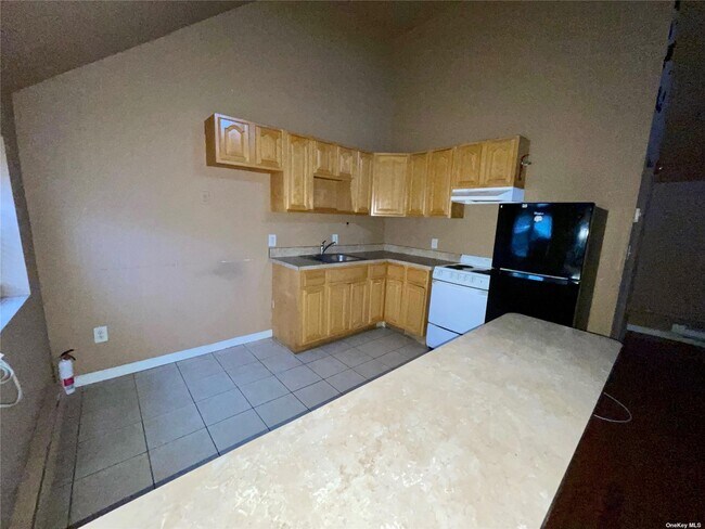 Photo - 2757 Long Beach Rd