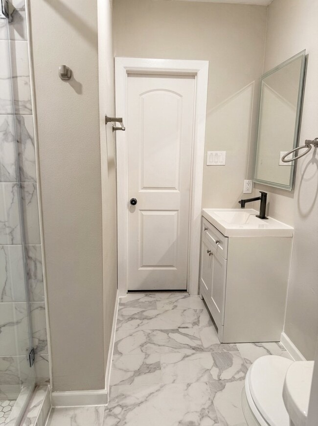 Photo - 2806 Rosewood St Unit 1