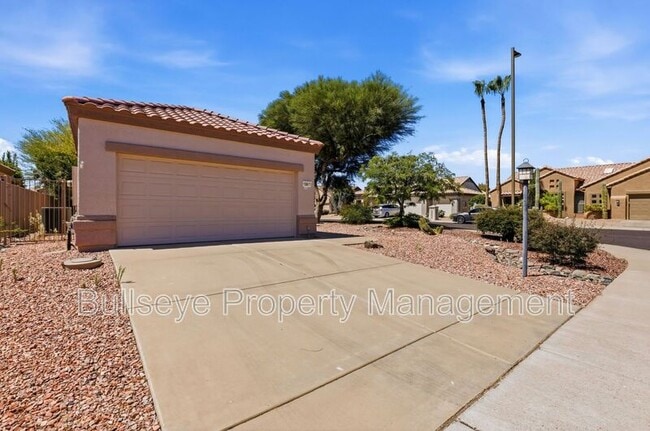 Photo - 15893 W Arrowhead Dr