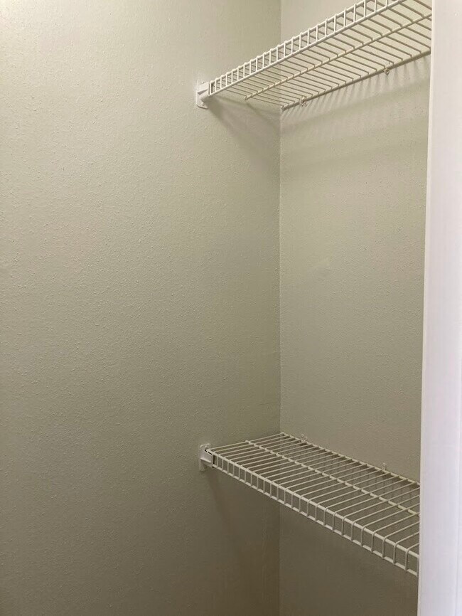 Photo - 3075 Walnut Bend Ln Unit 33