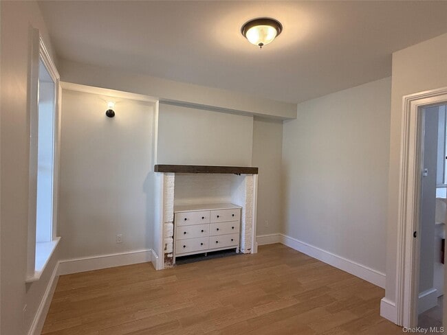 Photo - 194 Lander St Unidad Apt 1