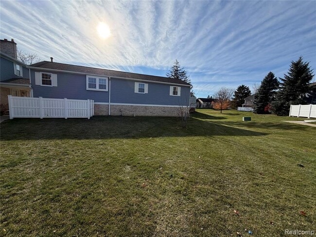 Photo - 20923 W Glen Haven Cir