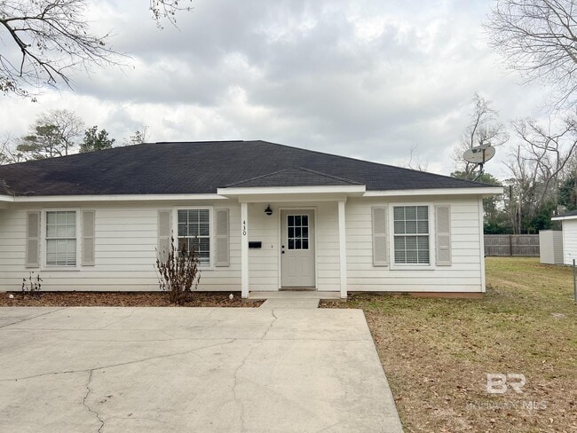 Photo - 430 W Pedigo Ave Townhome