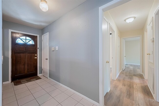 Photo - 2762 Foliage Green Dr