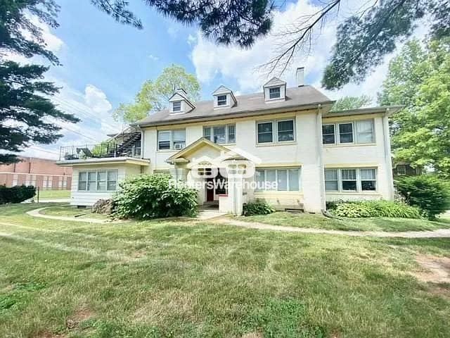 2300 Beaver Ave