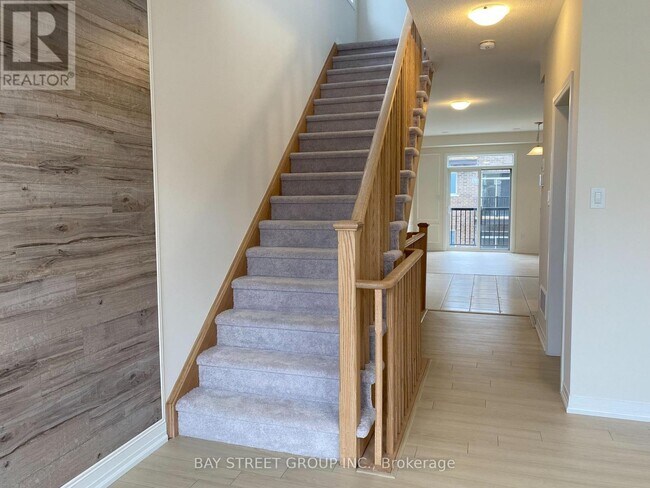 Photo - 15 Sissons Wy