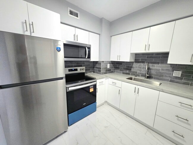 Photo - 6505 Winfield Blvd Unit B-31