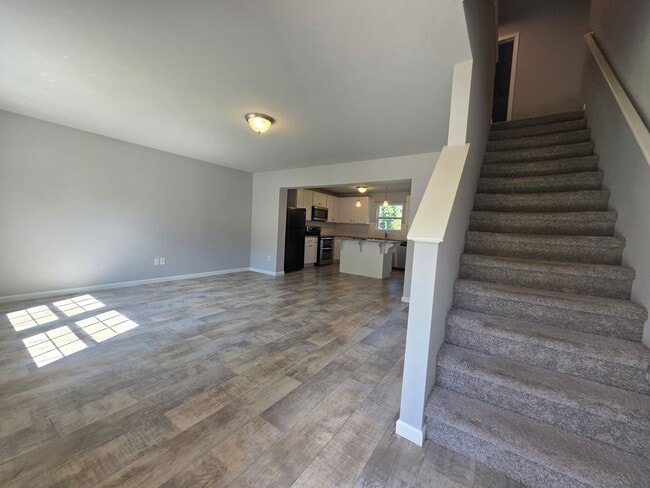 Photo - 5135 N Morgan Ln SE