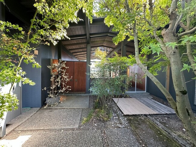 Photo - 4 Bed 3 Bath Single Family Home In Orinda