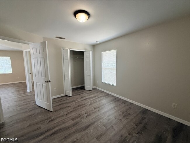 Photo - 2510 Martin Ave S