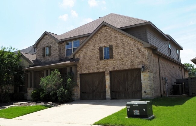 Photo - 909 Fenceline Dr