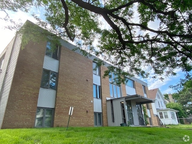 Building Photo - 3512 Bryant Ave S Rental