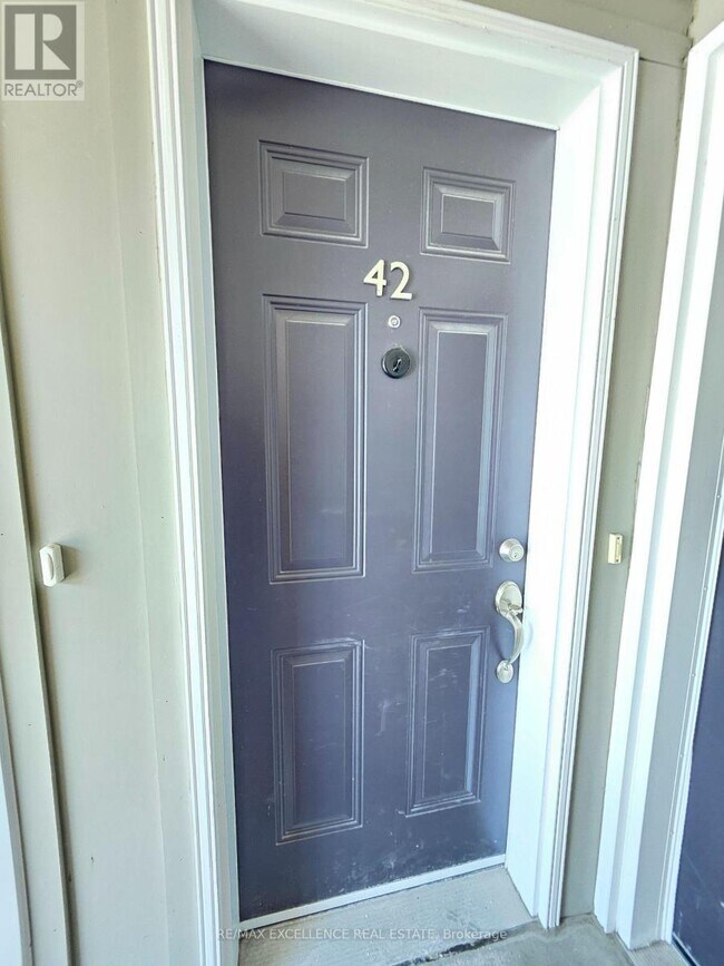 Photo - 5 Armstrong St