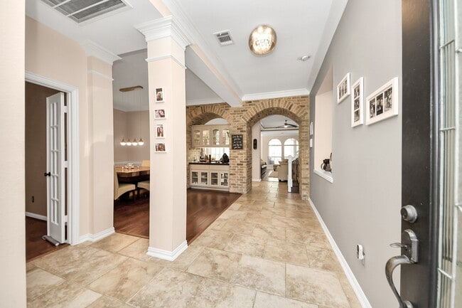 Photo - 6 E Matisse Meadow Ct