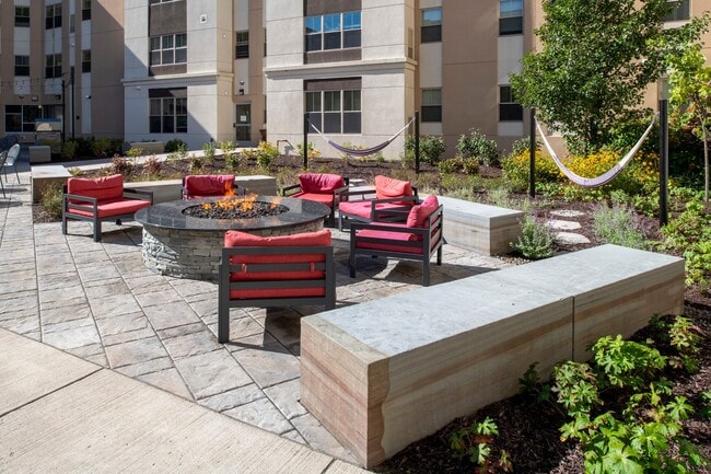 Hillside Commons