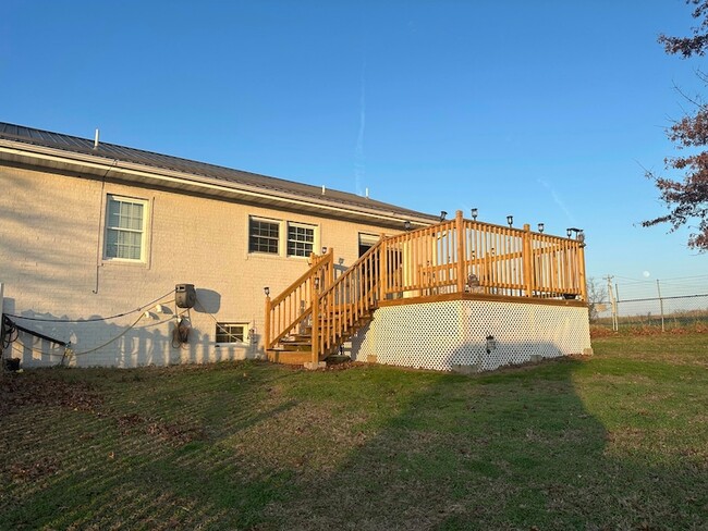 Photo - 8890 W Farm Rd 104