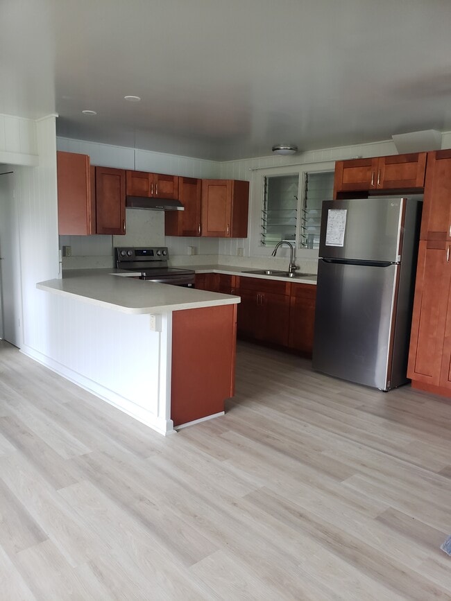 Photo - 2142 Kilauea Ave