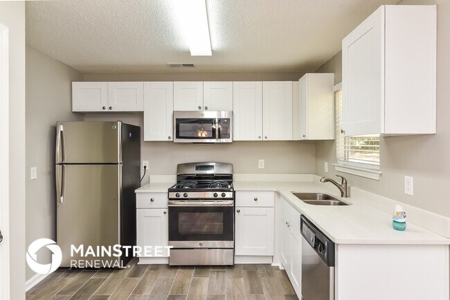 Photo - 708 Stonebridge Terrace