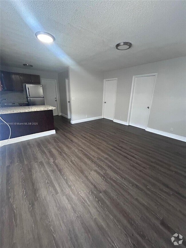 Building Photo - 2333 Hayes St Rental