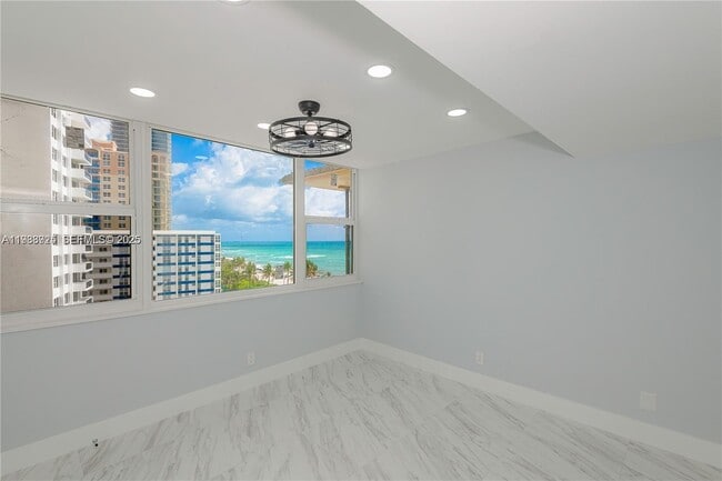 Building Photo - 3180 S Ocean Dr Unit 706