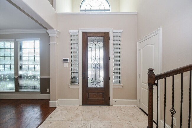 Photo - 6034 Gracys Landing Ln