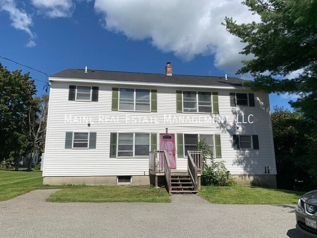 Building Photo - 114 Main Rd N Unit Apt. Q