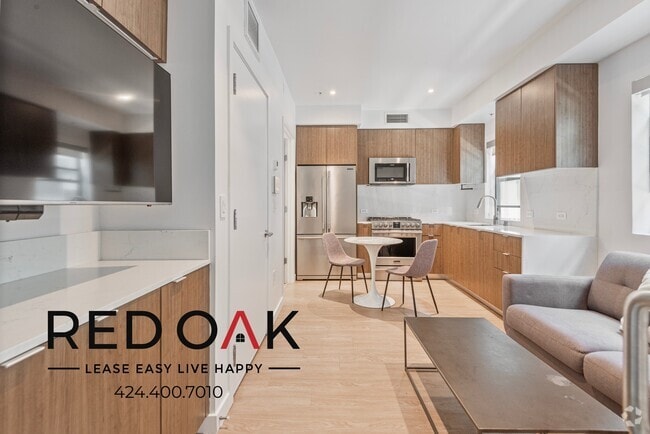 Building Photo - 11649 Mayfield Ave Unit 6A Rental