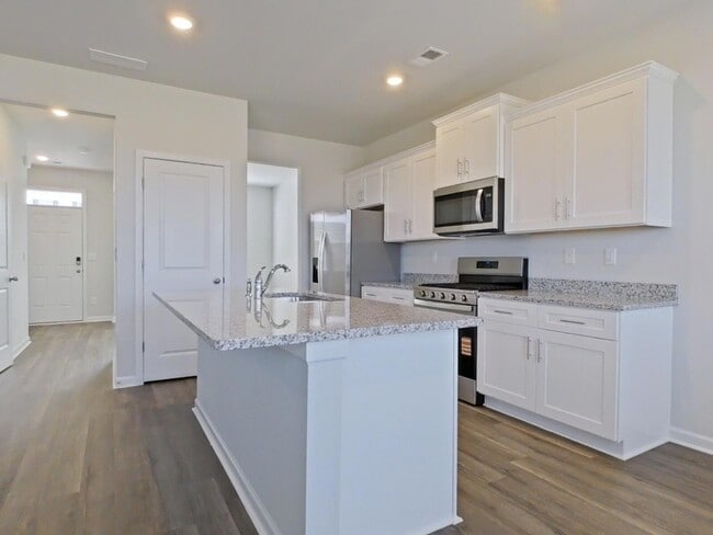 Photo - 937 Raghorn Rd